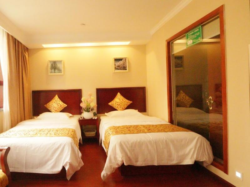Greentree Inn Zhejiang Jiaxing West Zhongshan Road Vintage Car Building Express Hotel Buitenkant foto