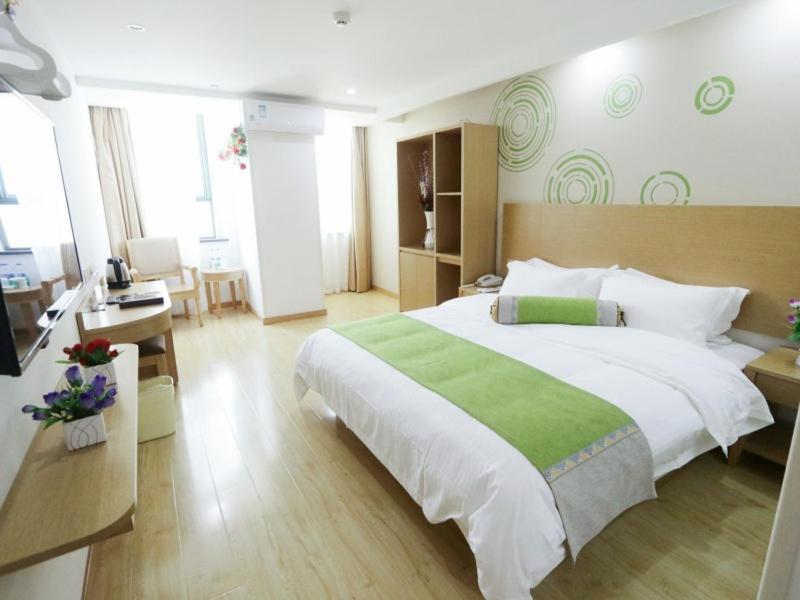 Greentree Inn Zhejiang Jiaxing West Zhongshan Road Vintage Car Building Express Hotel Buitenkant foto