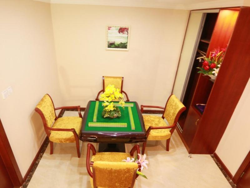 Greentree Inn Zhejiang Jiaxing West Zhongshan Road Vintage Car Building Express Hotel Buitenkant foto
