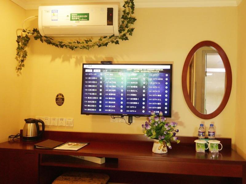 Greentree Inn Zhejiang Jiaxing West Zhongshan Road Vintage Car Building Express Hotel Buitenkant foto