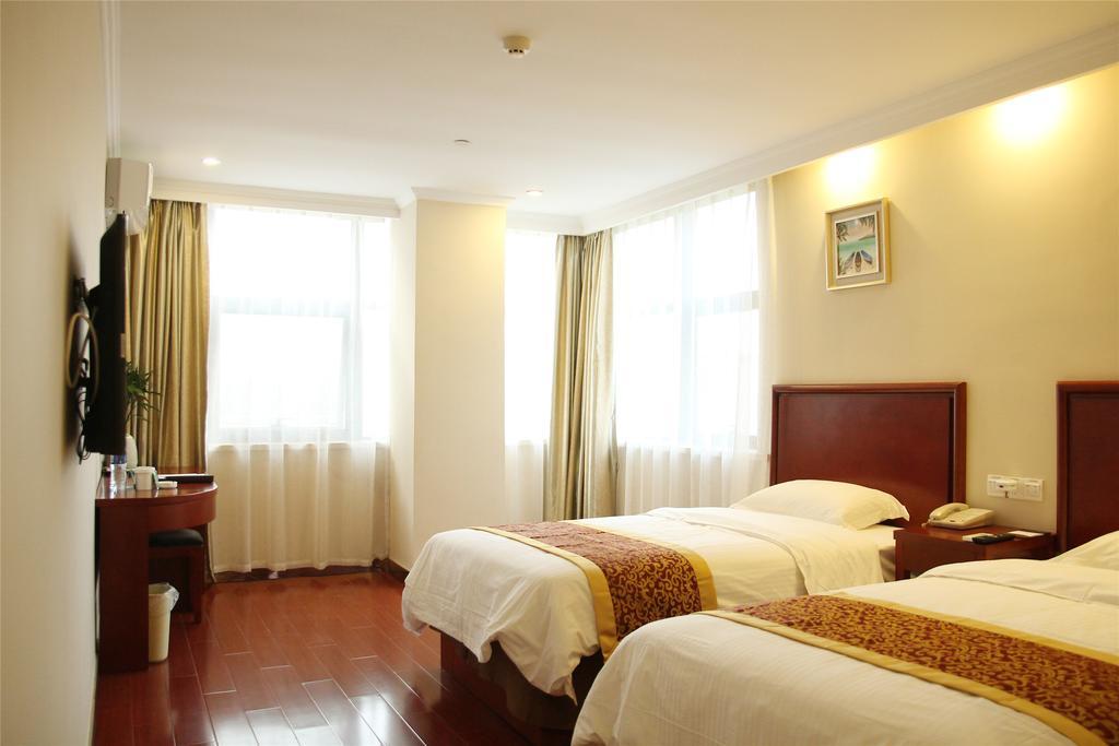 Greentree Inn Zhejiang Jiaxing West Zhongshan Road Vintage Car Building Express Hotel Buitenkant foto