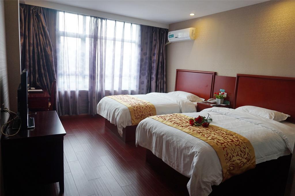 Greentree Inn Zhejiang Jiaxing West Zhongshan Road Vintage Car Building Express Hotel Buitenkant foto