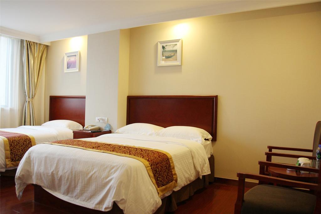 Greentree Inn Zhejiang Jiaxing West Zhongshan Road Vintage Car Building Express Hotel Buitenkant foto