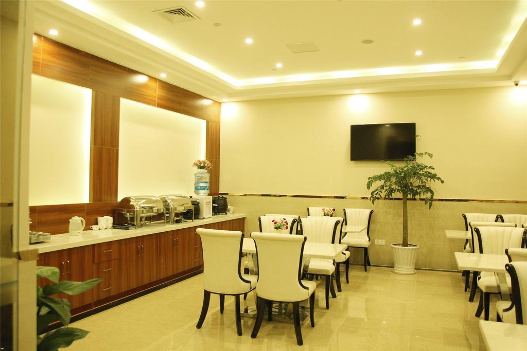 Greentree Inn Zhejiang Jiaxing West Zhongshan Road Vintage Car Building Express Hotel Buitenkant foto