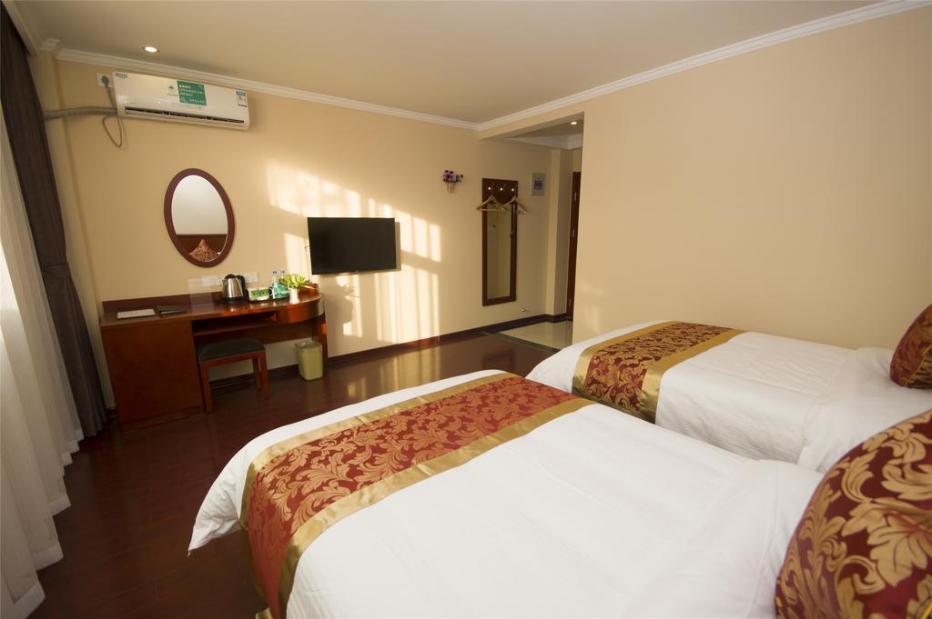 Greentree Inn Zhejiang Jiaxing West Zhongshan Road Vintage Car Building Express Hotel Buitenkant foto