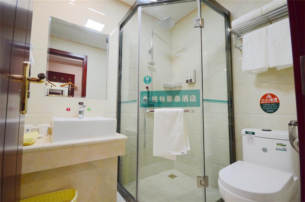 Greentree Inn Zhejiang Jiaxing West Zhongshan Road Vintage Car Building Express Hotel Buitenkant foto
